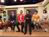 番組はシチュエーションコメディとなっており、とある弱小芸能事務所が舞台。ひとりはアイドルグループUFIを売り出そうとする事務所の社長、バカリはプロデューサー、東京03・角田は楽曲担当、東京03・飯塚はマネージャー、東京03・豊本は事務所バイト役、早見は事務所スタッフ役となっている。