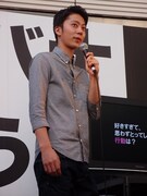 「メールで告白はしないけど『愛してるよ』とかは送る」という話も。