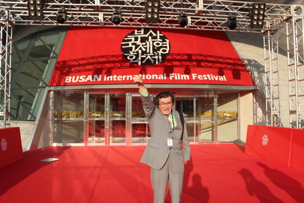第16回釜山国際映画祭で韓国語による舞台挨拶を披露した「さや侍」主演・野見隆明。
