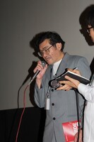 第16回釜山国際映画祭で韓国語による舞台挨拶を披露した「さや侍」主演・野見隆明。