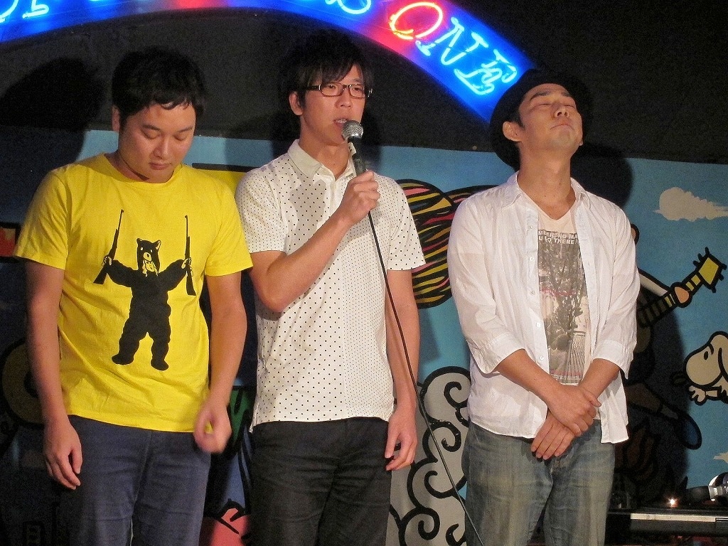 申し訳ないという思いを胸にファンの前に姿を表した鬼ヶ島。
