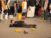 ニューヨーク嶋佐。シンプルなものからシュールなものまでボケを披露。竹若からは「声が小さい」と言われてしまった。