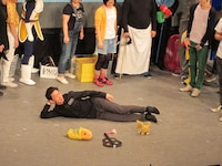 ニューヨーク嶋佐。シンプルなものからシュールなものまでボケを披露。竹若からは「声が小さい」と言われてしまった。