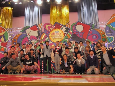 ABC創立60周年記念特別番組「復活!! すんげー！BEST10」に出演するMCの千原兄弟ら。