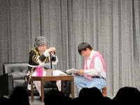 コント「CM撮影」では気難しい大物俳優のご機嫌をとろうと、プロデューサーが準備万端でお出迎え。