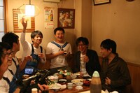 「撮れ高次第」第4回の一場面。