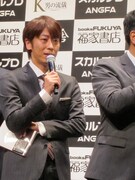 後藤は「ベルトをガチガチに締めてサスペンダーをする」という父親の姿を見て、信念を曲げないという男の流儀を発表。