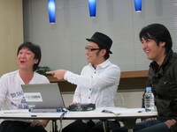 視聴者が「ゴッドタン」で飯塚が背負った過去の傷をコメントに書き込んだことから、飯塚がいじられるハメに。