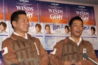 記者会見の一場面。