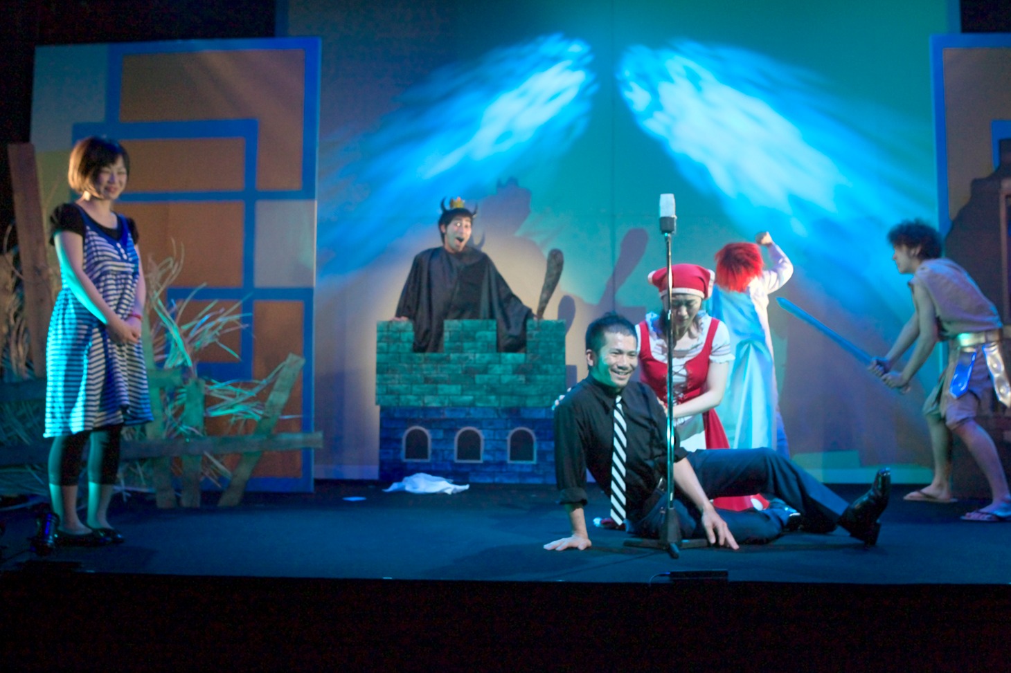 2007年池袋 シアターグリーン BIG TREE THEATERにて上演されたシベリア少女鉄道 vol.17「永遠かもしれない」より。