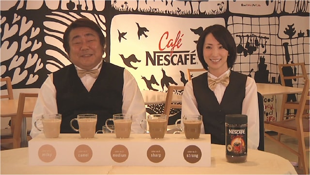 「ラテ研」所長の石塚英彦と副所長の真飛聖が出演する「ラテカラー国民投票2011」スペシャルムービー。