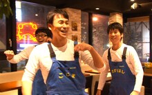 「撮れ高次第」に出演するドランクドラゴン鈴木、アンジャッシュ児嶋、キングオブコメディ高橋（左から）。