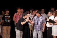 「笑顔の力」の一場面。