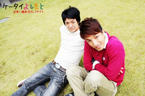 ケータイよしもとで配信中の「月刊2700」イメージ。