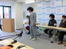 ムチャぶりから面白トークやギャグをさせられたオコチャ。