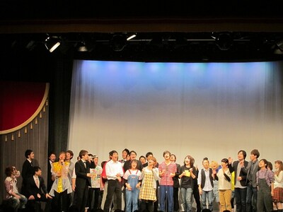 最後は全員でともくんとしんぺいのために「カントリーロード」を熱唱。