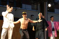 世間から若干無視されがちな「リアルムッシーズ」として登場した（左から）ムーディ勝山、レイザーラモン、天津・木村。