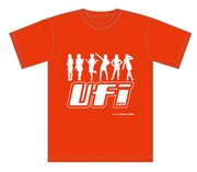 HMV限定販売「UFIxHMVコラボTシャツ」赤バージョン。