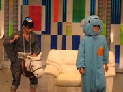 ブロードキャスト房野（賢いメガネ）とラフ・コントロール森木（アホメガネ）による「KING OF メガネ選手権」。