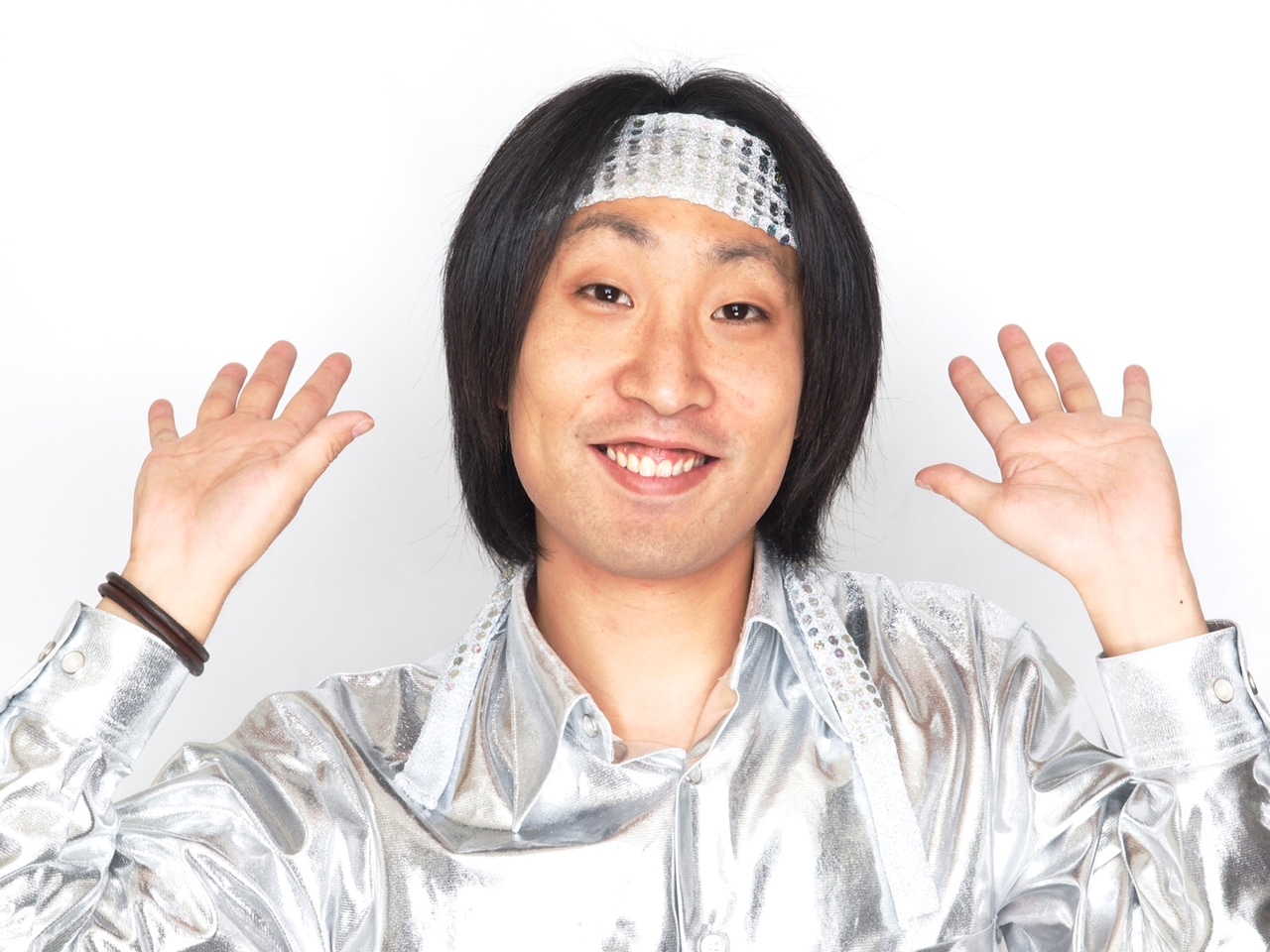 富士急ハイランドにて開催されるカウントダウンイベント「3、2、1発芸でカウントダウン！」に登場するゆってぃ。