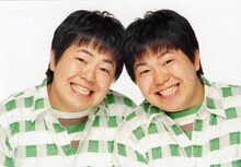 富士急ハイランドにて開催されるカウントダウンイベント「3、2、1発芸でカウントダウン！」に登場するザ・たっち。