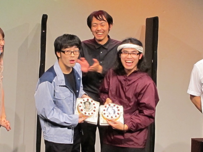 師弟関係を演じた田中と中岡は誕生日も1日違い。中岡が「いい先輩ができました」と言うと、鈴木も「だろ？」と応えた。