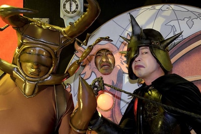 来年2012年1月7日（土）に放送される「松本人志のコント MHK」。写真は松本、今田耕司、フットボールアワー岩尾出演のコント「クワガタ男」。（c)NHK