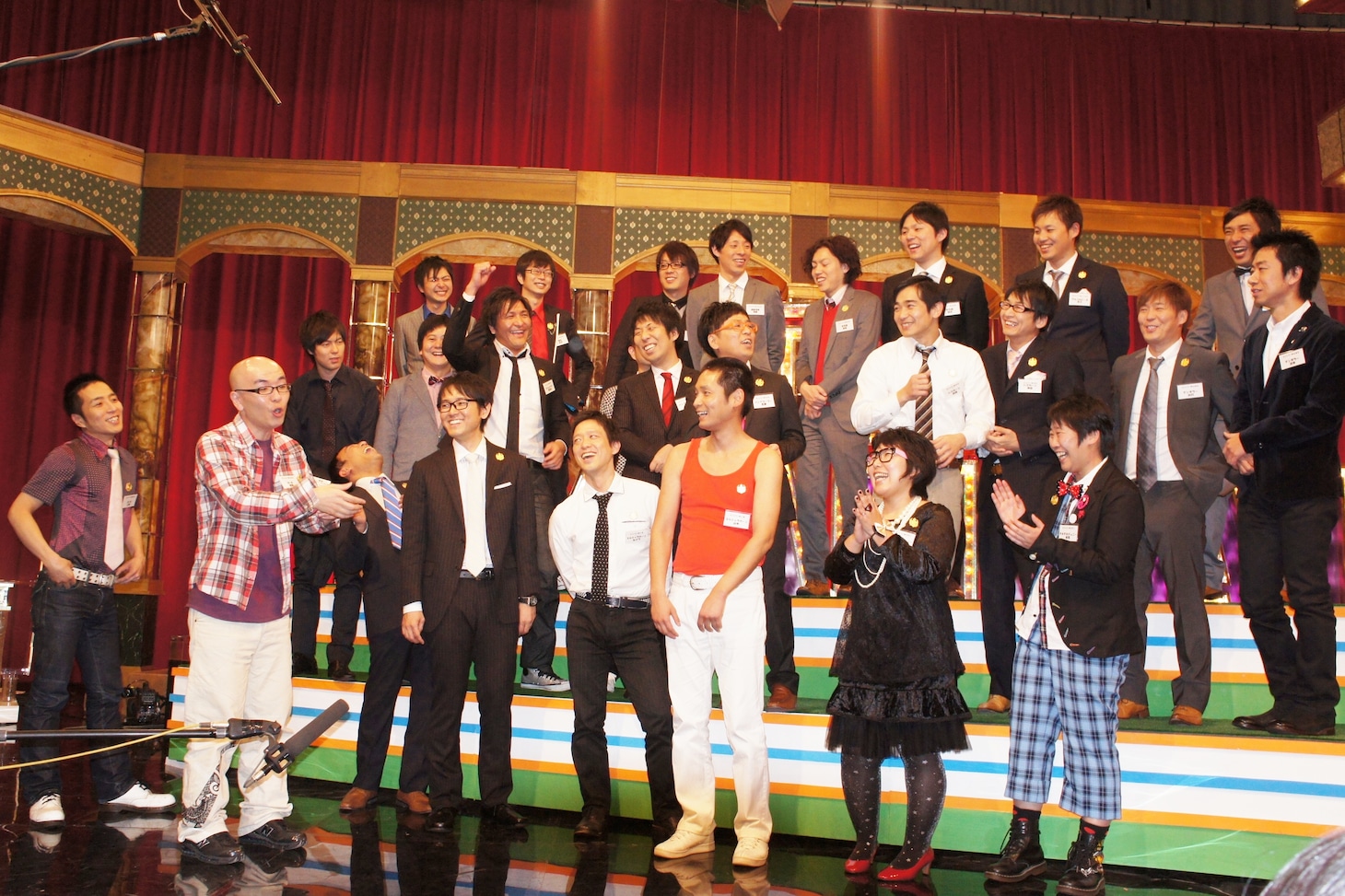 会見の様子。