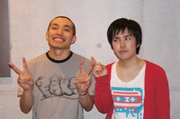 ラブレターズ（左から塚本、溜口）。