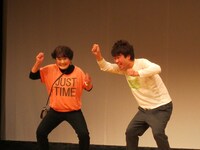 前説のLOVE40。年の差40才という異色コンビ。