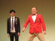 新宿カウボーイはペットの話をしようとするが、かねきよのギャグでまったく話が進まない。