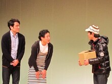 インスタントジョンソンのコント。ペットがいなくなって困っている夫婦のところに親切な青年がやってくる。