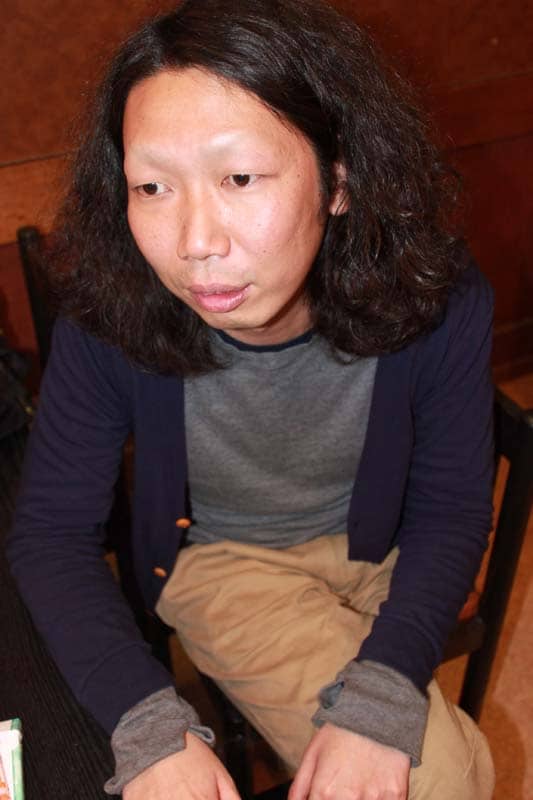 2012年1月2日（月）、東京・新宿シアターモリエールにて行われる「マンボウやしろ襲名興行」にて、マンボウやしろに改名するカリカやしろ。