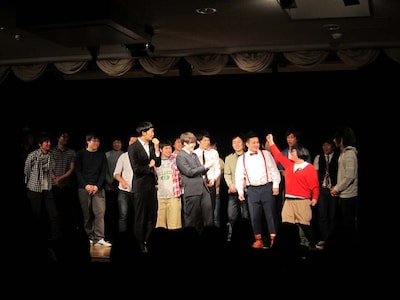 昨日12月15日、東京・西新宿ハーモニックホールにて行われた「Spark」。エンディングでは「よいしょ～っ！」が飛び交った。