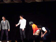 オープニングトークでは、ニッケルバックと本田兄妹がトーク。妹が結婚するというニッケル早出の家族エピソードから、変わった渡辺一家の話まで飛び出し、会場は大爆笑。