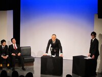 南川の「内閣」では、南川、伊藤、うしろシティ金子の絶妙なテンポが笑いを誘った。