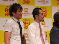 スリムクラブ真栄田は、今年「ゴリラに囲碁を教えるネタをしようと思う」と発言。相方の内間は前回相方の決勝戦をスタジオで観覧し「悪いネタではなかった」とフォローした。