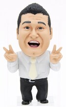 アンタッチャブル山崎弘也ストラップの「ダブルピース」ポーズ。(c)株式会社プロダクション人力舎/株式会社East West plus