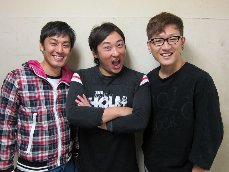 「キングオブコント2011」チャンピオンのロバート。