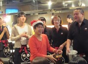 黒ひげ危機一髪では当てた人に景品をプレゼント。