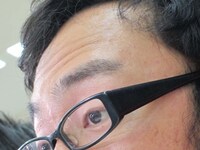 劇団ひとりが撮影した角田。