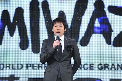 2012年1月8日（日）放送の「KAMIWAZA～神芸～2012」で司会を務める今田耕司。(c)ABC