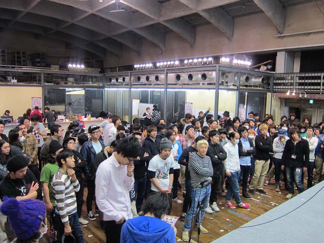 吉本若手芸人出演の年末大型イベント「ing! to2012 ～iNFINITY nEXT gENERATION～」のリハーサル風景。