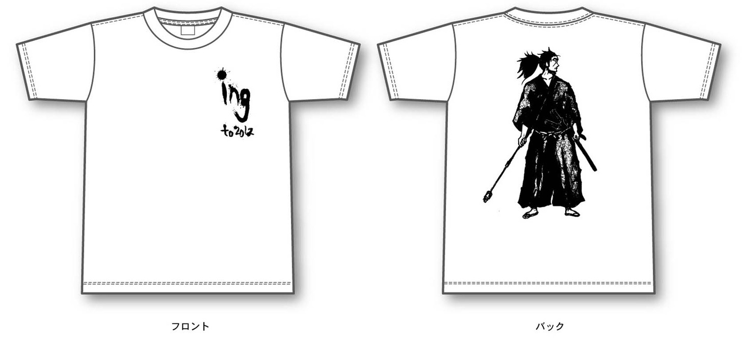 写真は「芸人デザインTシャツ（チョコレートプラネット 長田）」。価格は2500円。サイズはS、M、L。