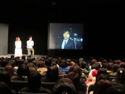 教師と生徒という関係に一度は諦めた2人だが、ついに結ばれた藤原先生と主人公。会場には涙する女性も。