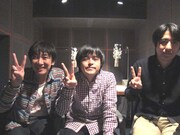 DVD-BOX「ウレロ☆未確認少女」コメンタリー収録の様子。写真は第8話担当の東京03・飯塚、バカリズム、佐久間宣行プロデューサー。