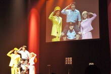 「ザ・完コピショー」でインポッシブル蛭川らが披露した「『こち亀』表紙モノマネ」。