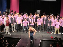 インポッシブルのネタをやらされる庄司。