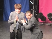 ボーイフレンド黒沼のボケには、相方の宮川がいつものツッコミをしたことから、ほかの芸人も宮川のツッコミをマネすることに。