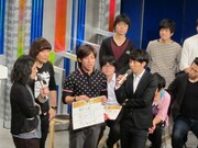 チーモンチョーチュウは白井の活躍と緊張ぶりを菊地が告白。「M-1ラストイヤーでネタ飛んだとき以来」という緊張を見せていたそう。